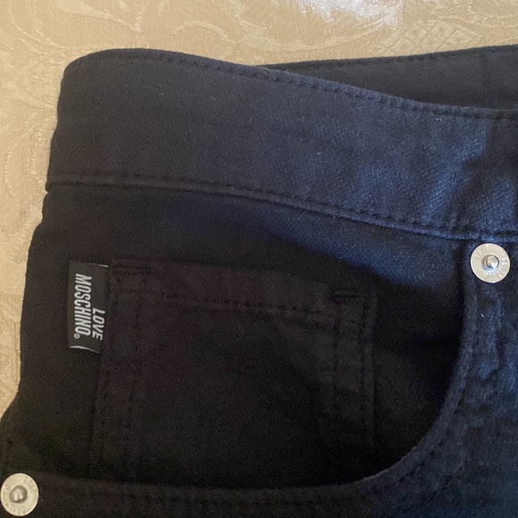 Moschino - Love Moschino - Black denim shorts - Picture 3 of 4